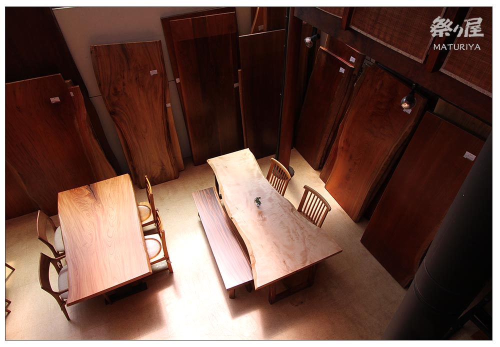 神奈川県 海老名店展示 一枚板栃(トチ)材 テーブル用天板 ｜一枚板テーブル・無垢材家具の祭り屋