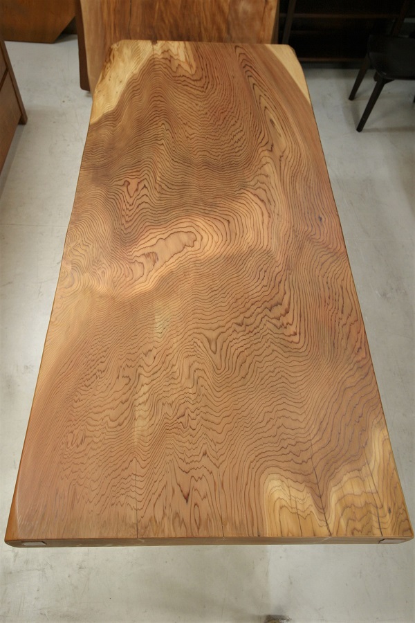 一枚板 テーブル天板 無垢材 サイズ:2460×610(最大部)×50その他