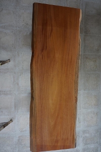 一枚板 サペリ材　カウンター、テーブル用天板　セール￥310,000（税別） 2600 ×700~750 ~750mm