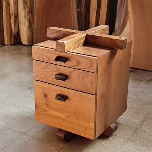 �f�X�N�̋r �O�i���₫ �P���L�j��