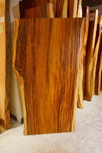 一枚板・無垢材テーブル天板 1500-1800mm一覧】 天然木家具の製作 