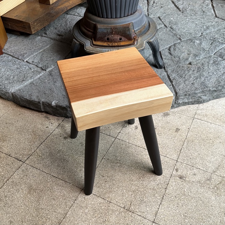 一枚板 楓（カエデ）材 スツール ｜一枚板テーブル・無垢材家具