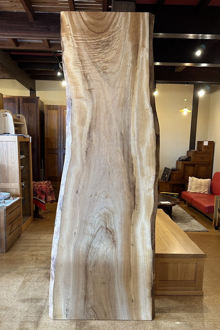 ミカワYuKi　古木　インダストリアル系　一枚板　楠　クス　テーブル天板 神奈川県 海老名店展示 一枚板 楠材 テーブル用天板 セール｜一