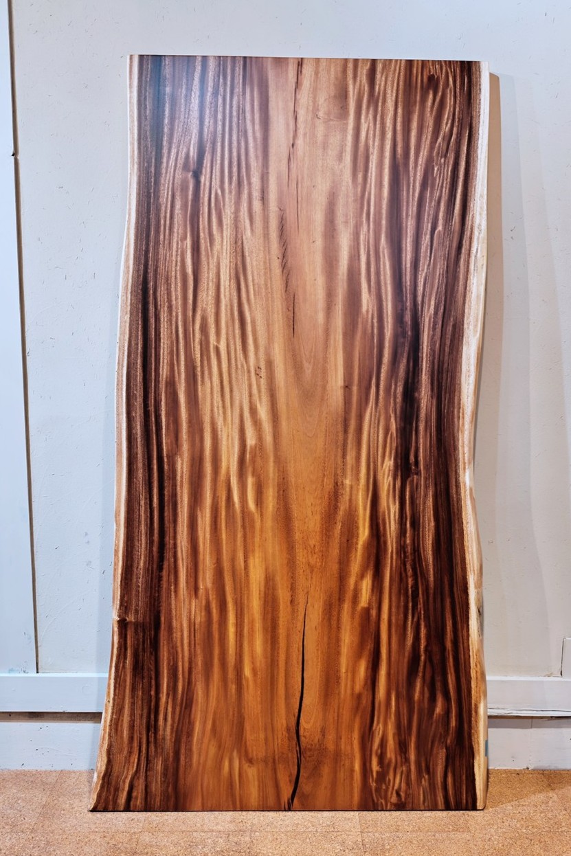 モンキーポッド　一枚板無垢 1050ｘ600-800ｘ60mm 天然木 神奈川 海老名店展示 モンキーポッド材 一枚板 テーブル用天板