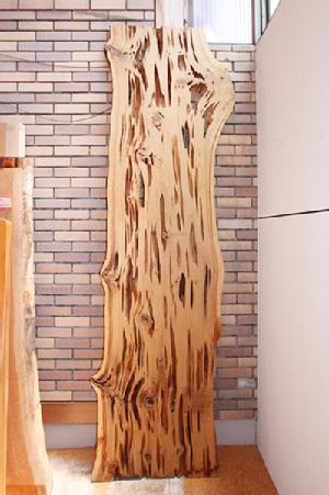天然木　祭り屋　海老名店蓮根杉(れんこんすぎ)一枚板の飾り板　一枚板　テーブル　天板　セール