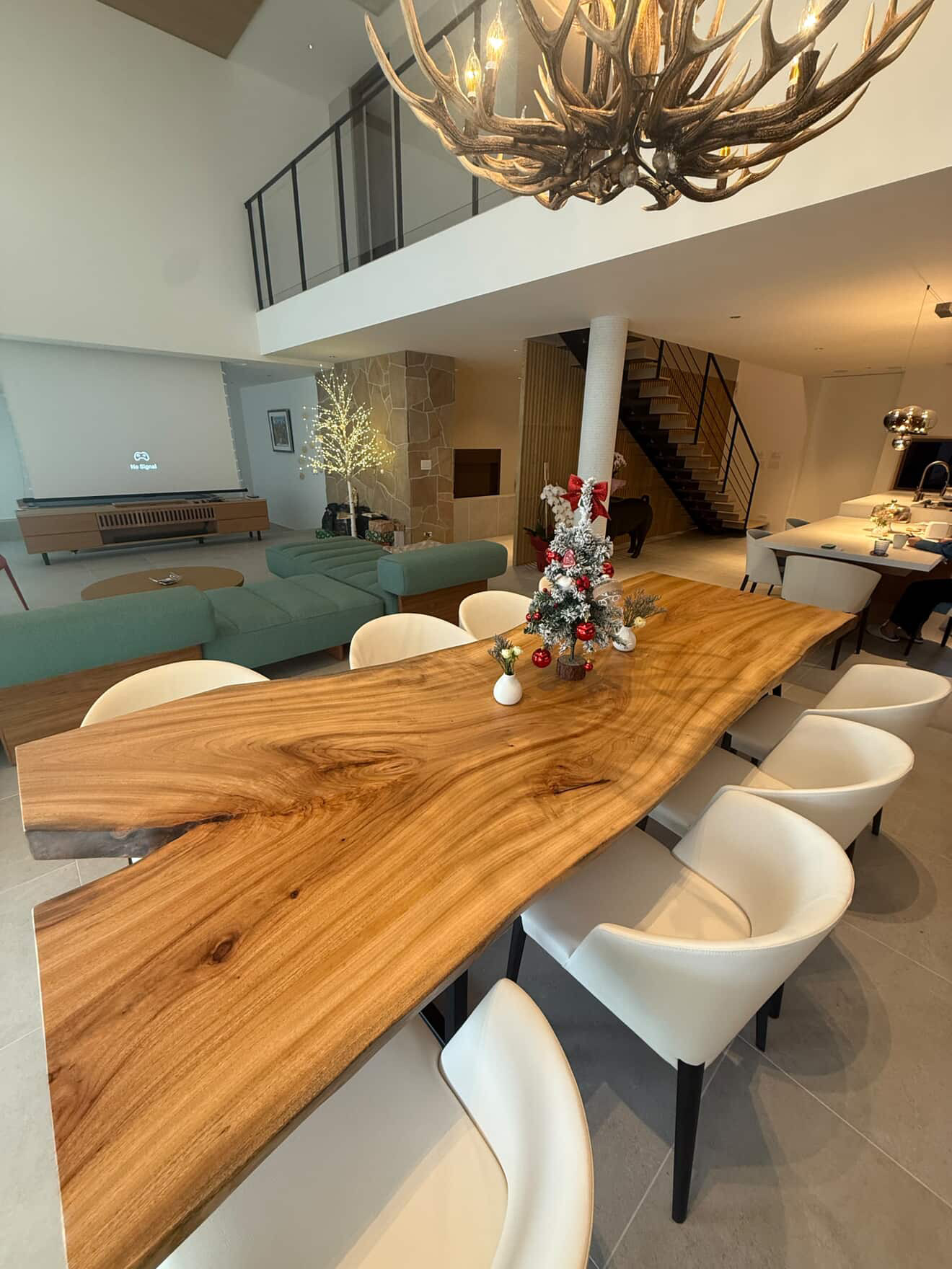 楠材 ダイニングテーブル